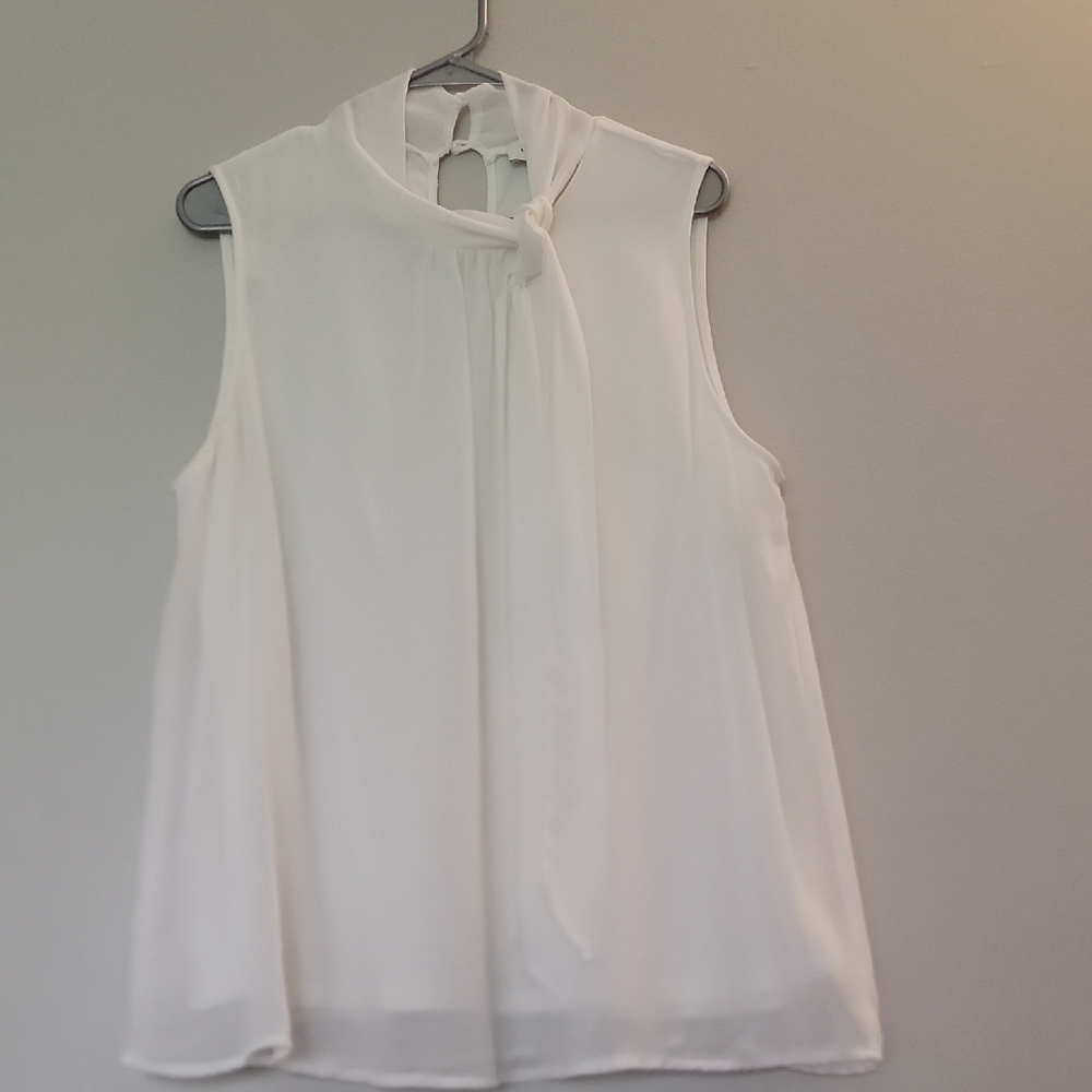 Gilli White Tie Front Blouse with Mandarin Collar